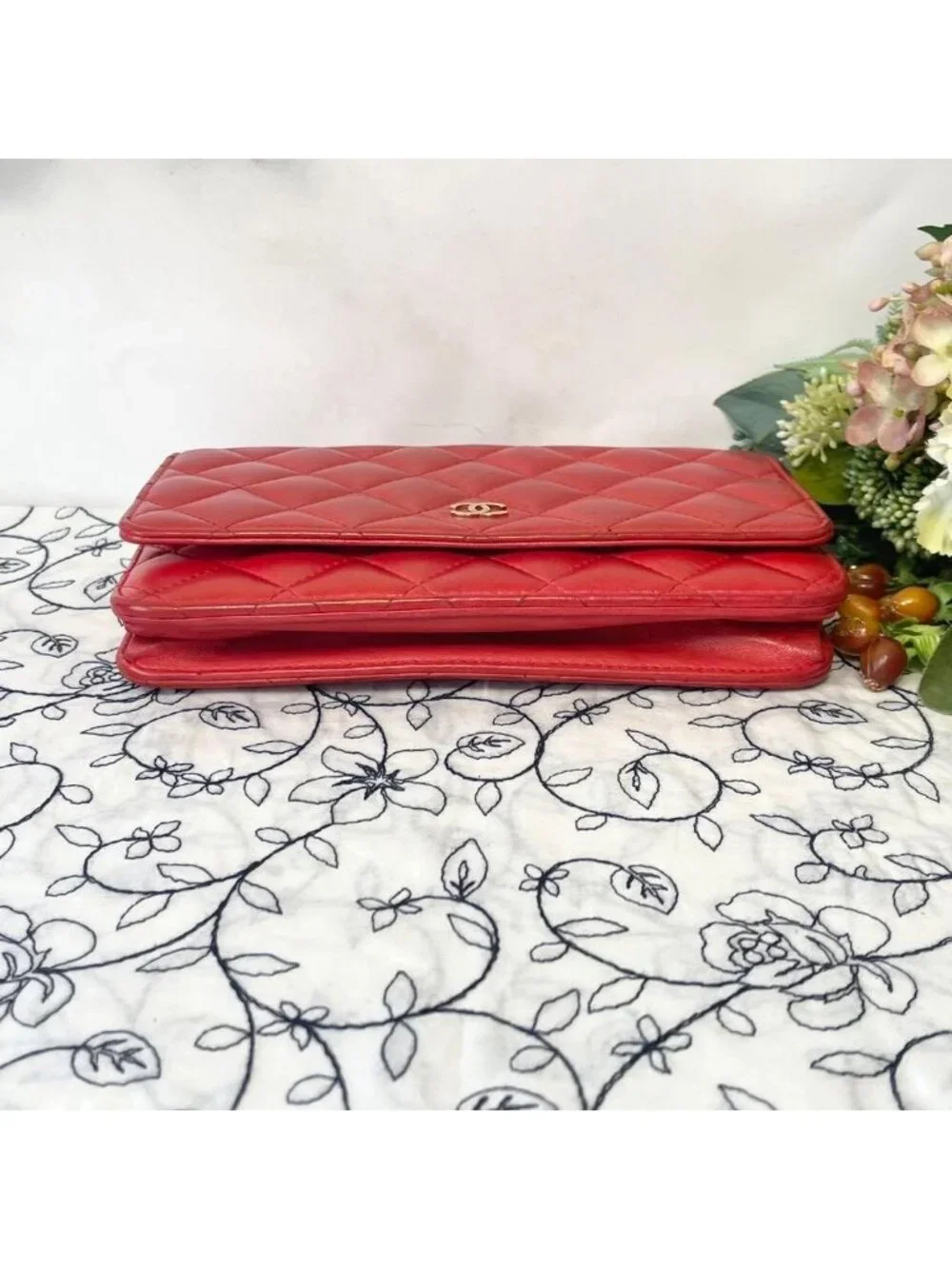 Chanel Chain Wallet Quilted - Picture 7 of 15